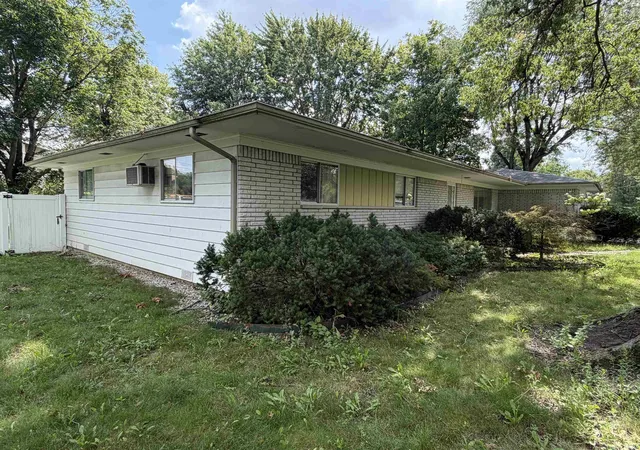 Photo 4 of Manufactured home for sale at 6732 Canby Dr, Fort Wayne, IN 46835 | MLS# 202637646 | Listing updated on 2026-09-11
