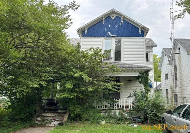 Manufactured home for sale at 227 S East St, Winchester, IN 47394 | MLS# 202637654