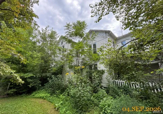 Photo 2 of Manufactured home for sale at 227 S East St, Winchester, IN 47394 | MLS# 202637654 | Listing updated on 2026-09-11