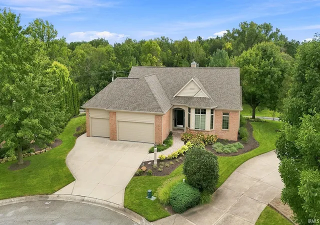 Photo 3 of Sale Pending at 12015 Sycamore Lakes Ct, Fort Wayne, IN 46814 | MLS# 202637666 | Listing updated on 2026-09-12
