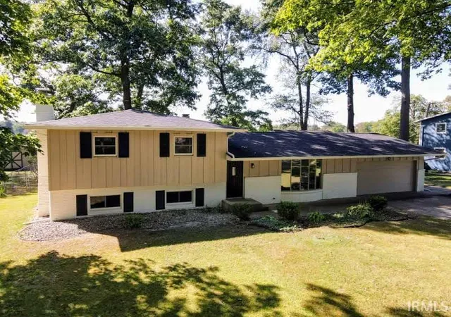 Manufactured home for sale at 58905 Timber Trl, Goshen, IN 46528 | MLS# 202637670