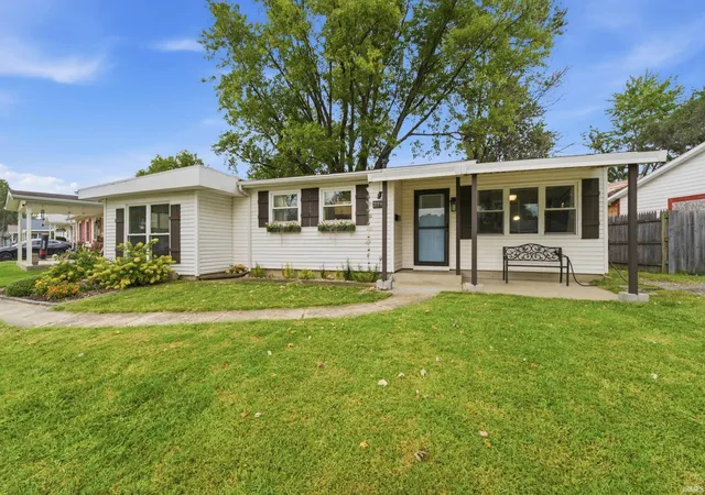 Photo 2 of Manufactured home for sale at 2549 Cambridge Rd, Lafayette, IN 47909 | MLS# 202637671 | Listing updated on 2026-09-22