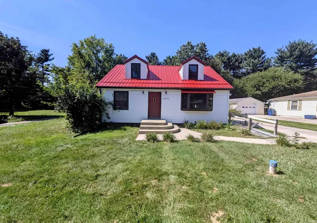 Photo 2 of Manufactured home for sale at 55071 Holmes Rd, South Bend, IN 46628 | MLS# 202637672 | Listing updated on 2026-09-11