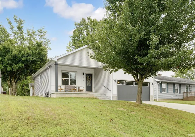Manufactured home for sale at 2814 Eastern Ave, Bedford, IN 47421 | MLS# 202637673