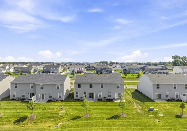 Photo 4 of Condo for sale at 1107 N W Hamilton Rd, Fort Wayne, IN 46814 | MLS# 202637678 | Listing updated on 2026-09-11