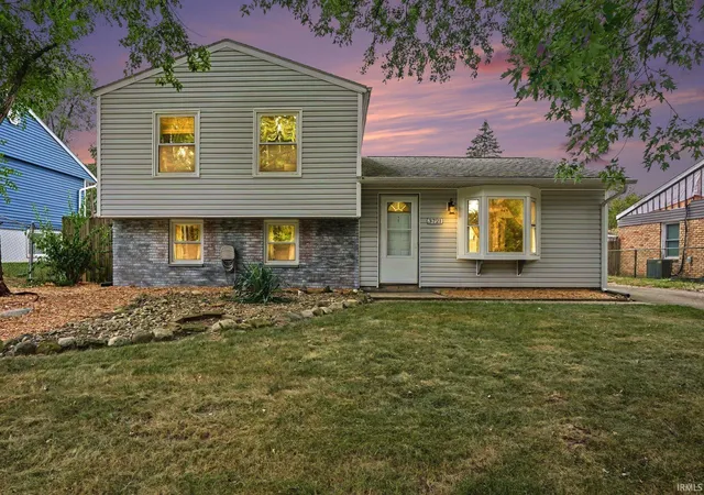 Photo 2 of Sale Pending at 3721 Riverside Dr, South Bend, IN 46628 | MLS# 202637683 | Listing updated on 2026-09-21