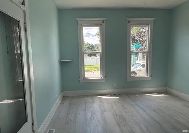 Photo 3 of Manufactured home for sale at 525 Hess Ave, Evansville, IN 47712 | MLS# 202637692 | Listing updated on 2026-09-12
