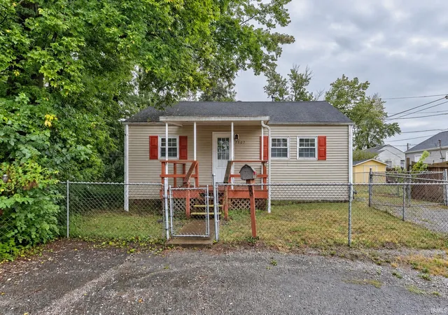 Photo 1 of Manufactured home for sale at 1307 Negley Ave, Evansville, IN 47711 | MLS# 202637694 | Listing updated on 2026-09-16
