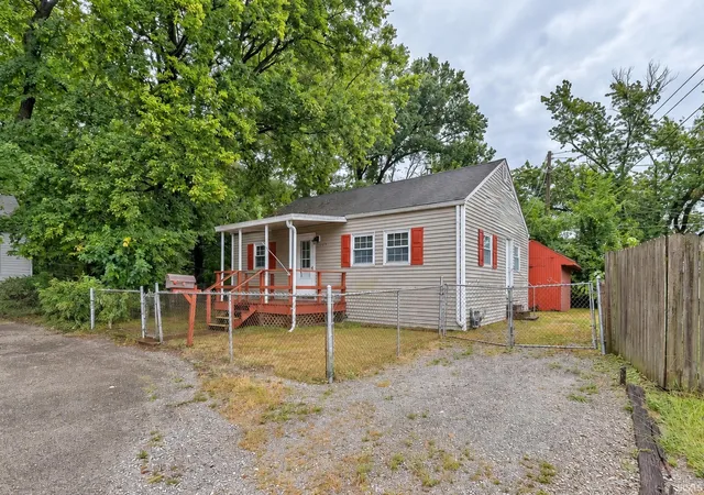 Photo 19 of Sale Pending at 1307 Negley Ave, Evansville, IN 47711 | MLS# 202637694 | Listing updated on 2026-10-19