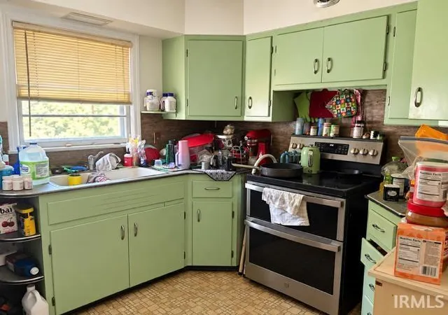 Photo 3 of Manufactured home for sale at 1305 N Kaley St, South Bend, IN 46628 | MLS# 202637696 | Listing updated on 2026-09-21