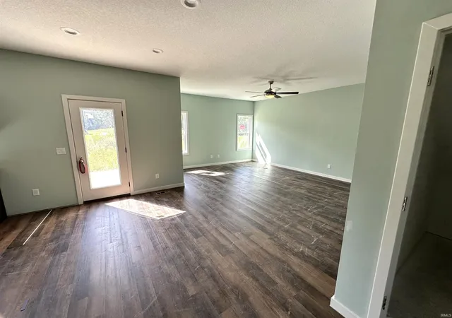 Photo 4 of Manufactured home for sale at 6366 Hunter Wood Dr, Fort Wayne, IN 46835 | MLS# 202637705 | Listing updated on 2026-09-12