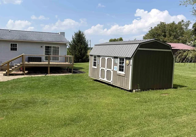 Photo 3 of Manufactured home for sale at 441 S 900 West 92 Rd, Pierceton, IN 46562 | MLS# 202637712 | Listing updated on 2026-09-27