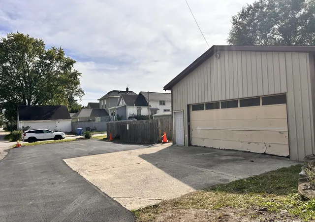 Photo 2 of Sale Pending at E Maple St, Columbia City, IN 46725 | MLS# 202637714 | Listing updated on 2026-09-16