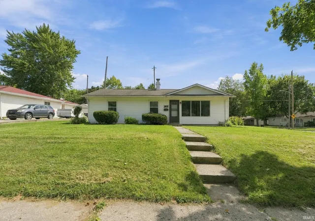 Photo 2 of Manufactured home for sale at 5104 Northcrest Dr, Fort Wayne, IN 46825 | MLS# 202637717 | Listing updated on 2026-09-12