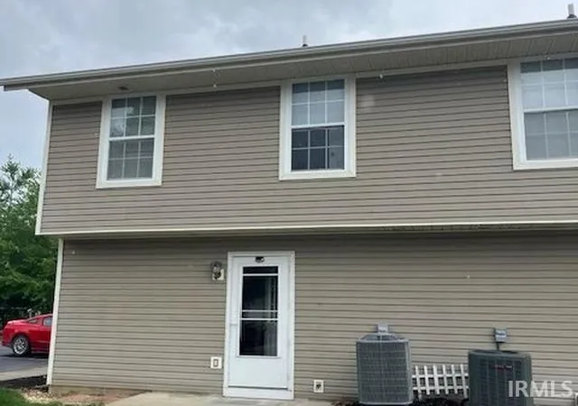 Photo 2 of Condo for sale at 2442 S Woolery Ml Dr, Bloomington, IN 47403 | MLS# 202637723 | Listing updated on 2026-09-12