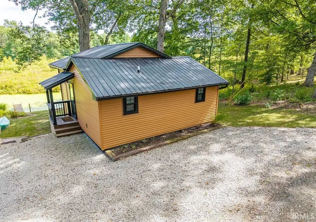 Photo 3 of Manufactured home for sale at 5605 W Partridge Dr, Mentone, IN 46539 | MLS# 202637726 | Listing updated on 2026-09-22