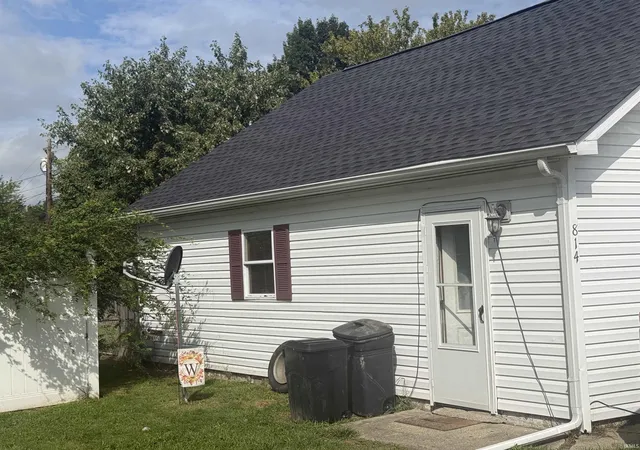 Photo 1 of Manufactured home for sale at 814 S Richmond St, Hartford City, IN 47348 | MLS# 202637729 | Listing updated on 2026-09-15