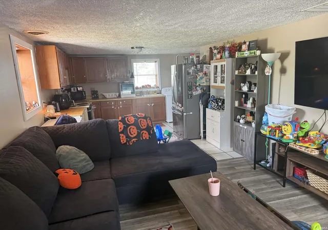Photo 3 of Manufactured home for sale at 814 S Richmond St, Hartford City, IN 47348 | MLS# 202637729 | Listing updated on 2026-09-15