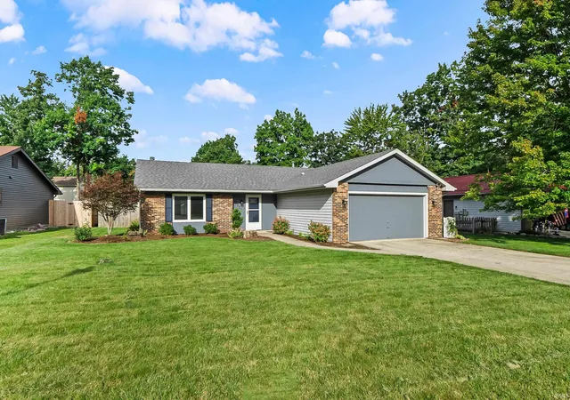 Photo 2 of Manufactured home for sale at 6329 Kiwanis Dr, Fort Wayne, IN 46835 | MLS# 202637735 | Listing updated on 2026-09-12
