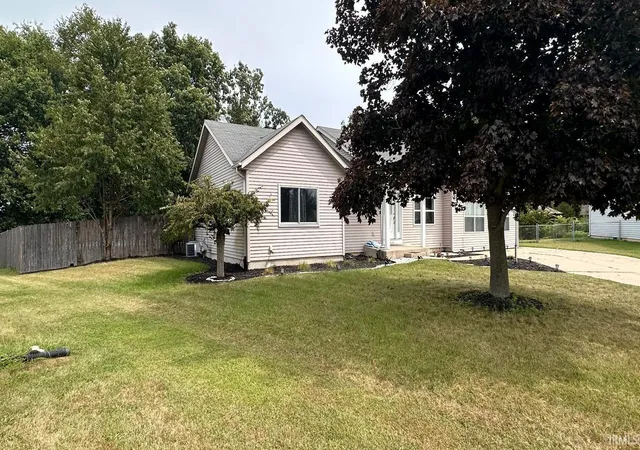 Photo 2 of Manufactured home for sale at 30445 S Elizabeth Dr, Elkhart, IN 46516 | MLS# 202637751 | Listing updated on 2026-09-12