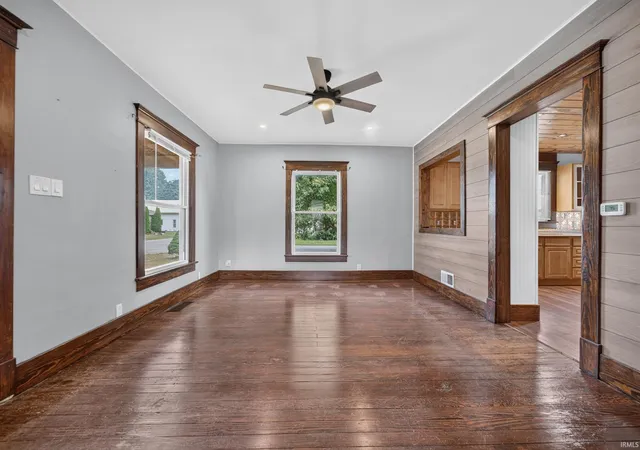 Photo 4 of Manufactured home for sale at 302 W North St, Royal Center, IN 46978 | MLS# 202637757 | Listing updated on 2026-09-12
