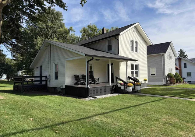 Photo 3 of Sale Pending at 231 Clark St, Kendallville, IN 46755 | MLS# 202637769 | Listing updated on 2026-10-27