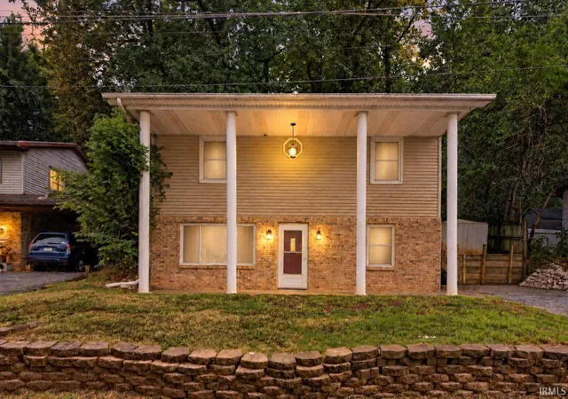 Photo 1 of Manufactured home for sale at 221 S Bosse Ave, Evansville, IN 47712 | MLS# 202637791 | Listing updated on 2026-10-01