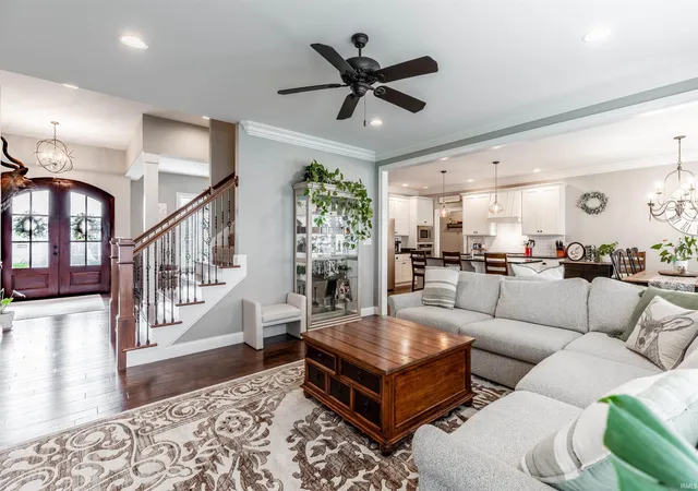 Photo 3 of Single family home for sale at 2918 Lenox Dr, Evansville, IN 47725 | MLS# 202637824 | Listing updated on 2026-10-21