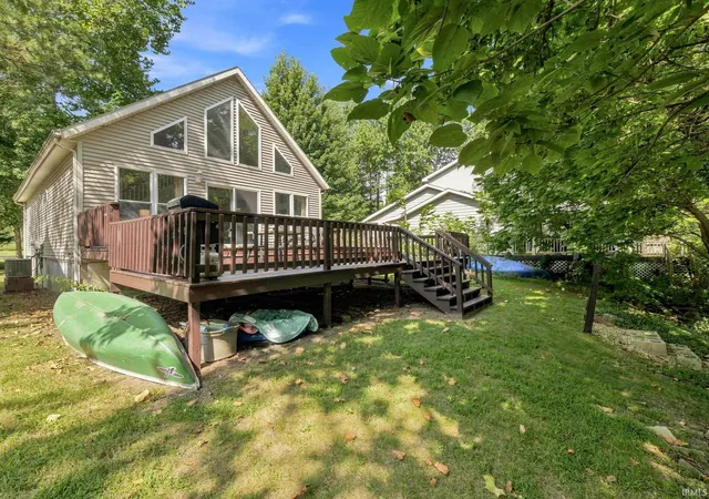 Photo 3 of Single family home for sale at 11390 W Horseshoe Bnd Rd, Brookston, IN 47923 | MLS# 202637848 | Listing updated on 2026-10-06