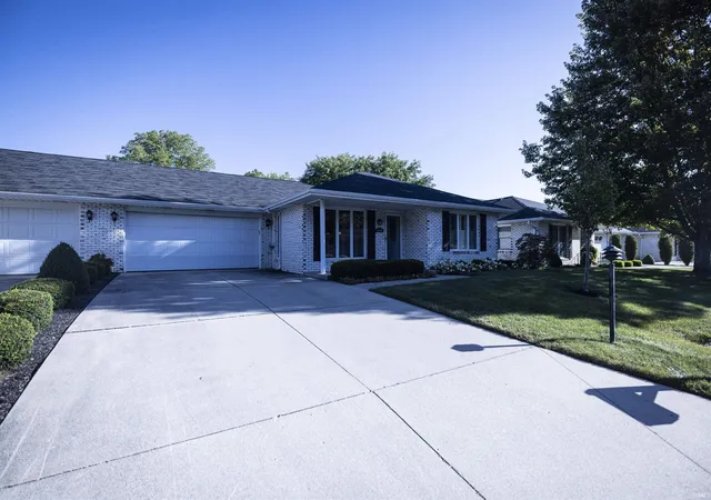 Photo 2 of Sale Pending at 4501 N Wheeling Ave #10A-101, Muncie, IN 47304 | MLS# 202637926 | Listing updated on 2026-10-24