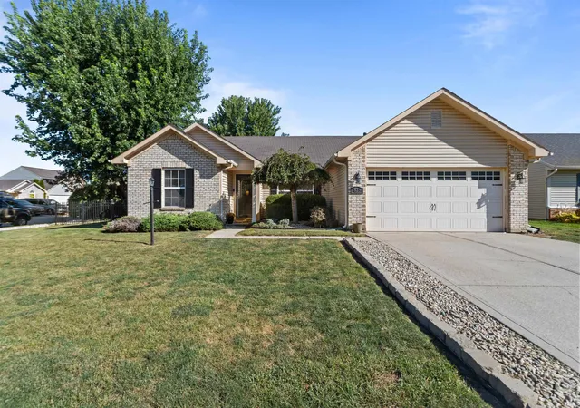 Photo 1 of Manufactured home for sale at 825 Springwater Rd, Kokomo, IN 46902 | MLS# 202637960 | Listing updated on 2026-10-15