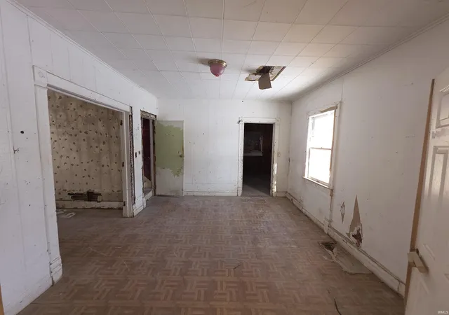 Photo 2 of Single family home for sale at 121 E Dayton St, South Bend, IN 46613 | MLS# 202637977 | Listing updated on 2026-10-19