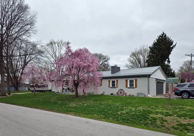 Photo 2 of Manufactured home for sale at 452 W 14th Street, Peru, IN 46970 | MLS# 202637997 | Listing updated on 2026-10-12