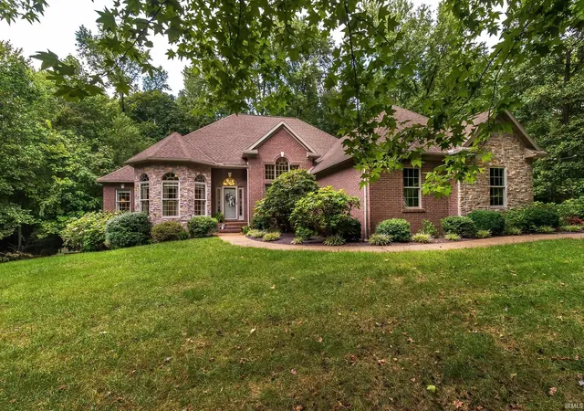 Photo 1 of Sale Pending at 8860 N & 8800 Waterford Dr, Mount Vernon, IN 47620 | MLS# 202638020 | Listing updated on 2026-10-04