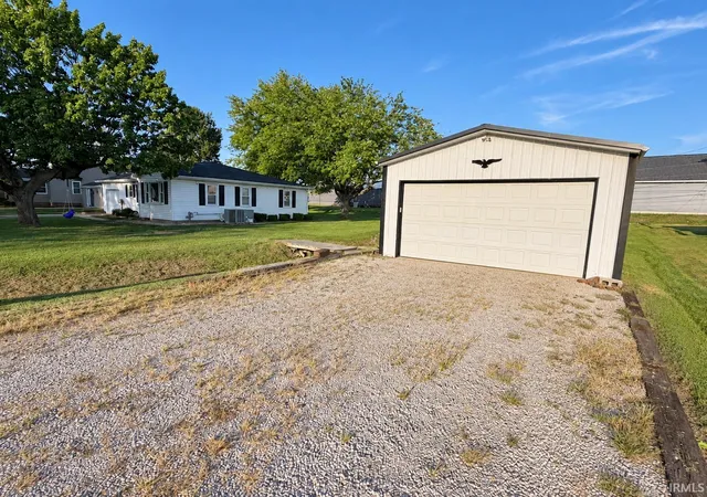 Photo 2 of Sale Pending at 204 N Hull St, Fort Branch, IN 47648 | MLS# 202638056 | Listing updated on 2026-09-23