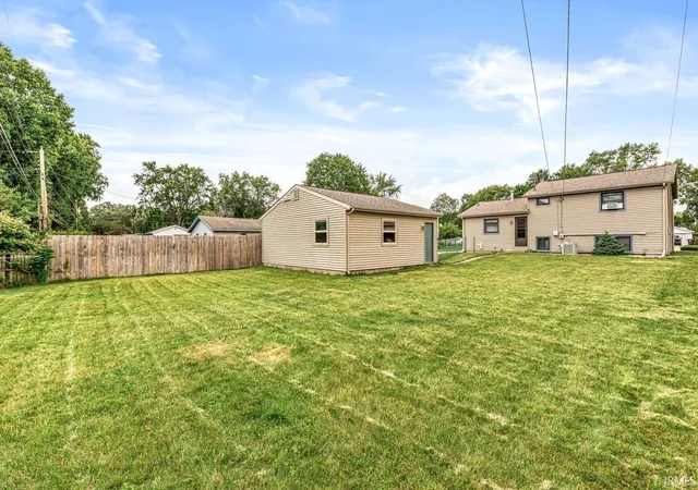 Photo 31 of Manufactured home for sale at 1810 Hass Dr, South Bend, IN 46635 | MLS# 202638062 | Listing updated on 2026-10-23