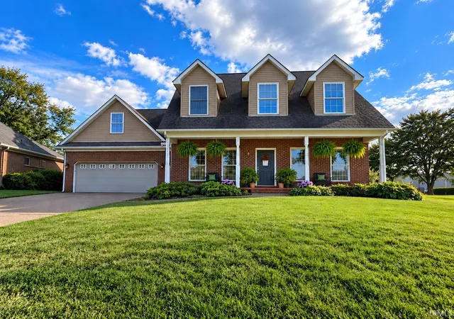 Photo 1 of Sale Pending at 2939 Vertigo Ct, Evansville, IN 47725 | MLS# 202638082 | Listing updated on 2026-09-26