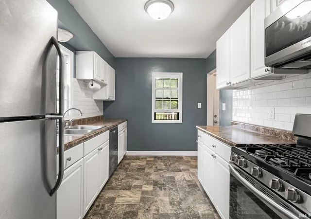 Photo 3 of Single family home for sale at 2718 S Locust Rd, South Bend, IN 46614 | MLS# 202638158 | Listing updated on 2026-10-19