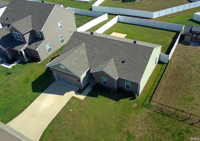 Photo 3 of Manufactured home for sale at 2816 Marycrest Dr, Evansville, IN 47712 | MLS# 202638249 | Listing updated on 2026-10-01