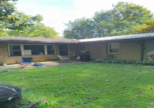 Photo 2 of Manufactured home for sale at 507 N Us 231 Hwy, Spencer, IN 47460 | MLS# 202638251 | Listing updated on 2026-10-22