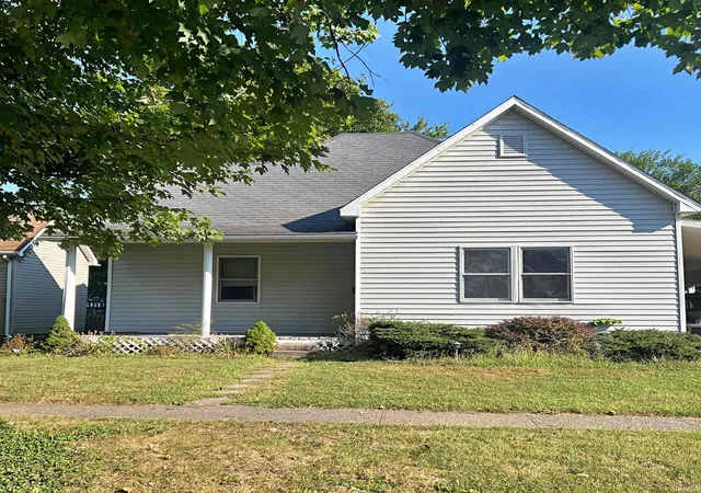 Photo 1 of Sale Pending at 740 E Street Ne, Linton, IN 47441 | MLS# 202638272 | Listing updated on 2026-09-21