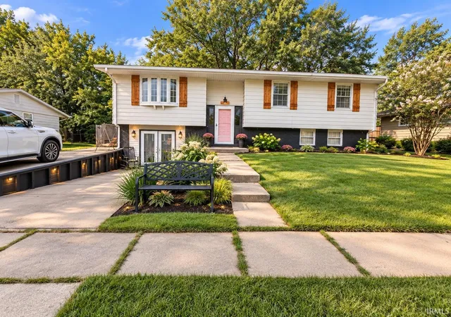 Photo 1 of Manufactured home for sale at 2508 Eckman Pl, Lafayette, IN 47909 | MLS# 202638284 | Listing updated on 2026-10-21