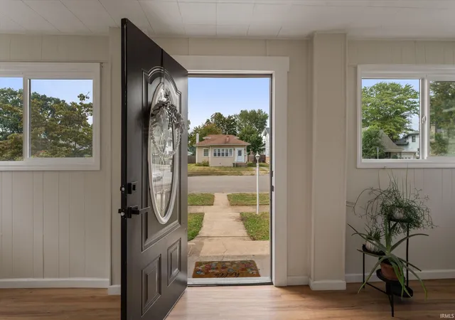 Photo 3 of Manufactured home for sale at 930 S 28th Street, South Bend, IN 46615 | MLS# 202638302 | Listing updated on 2026-10-04