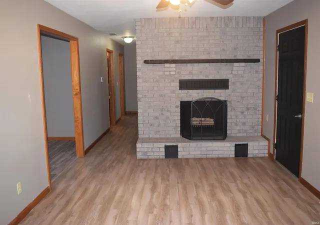 Photo 3 of Manufactured home for sale at 114 S Damosa Dr, Haubstadt, IN 47639 | MLS# 202638319 | Listing updated on 2026-10-26