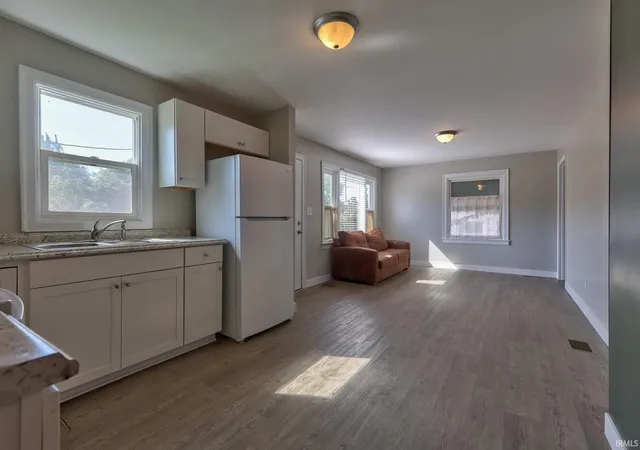 Photo 2 of Manufactured home for sale at 3211 Mount Vernon Ave, Evansville, IN 47712 | MLS# 202638344 | Listing updated on 2026-10-06