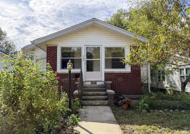 Photo 1 of Manufactured home for sale at 705 W Wylie St, Bloomington, IN 47403 | MLS# 202638386 | Listing updated on 2026-10-29