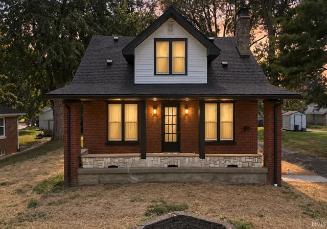 Photo 1 of Single family home for sale at 2117 E Virginia St, Evansville, IN 47711 | MLS# 202638400 | Listing updated on 2026-10-12