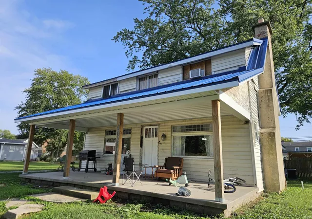 Photo 2 of Single family home for sale at 402 E Marion St, Converse, IN 46919 | MLS# 202638410 | Listing updated on 2026-10-20