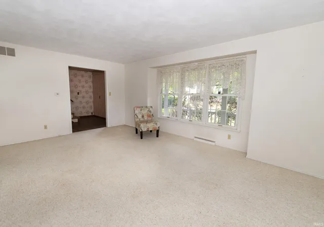 Photo 3 of Manufactured home for sale at 5624 Danbury Dr, South Bend, IN 46614 | MLS# 202638423 | Listing updated on 2026-10-07