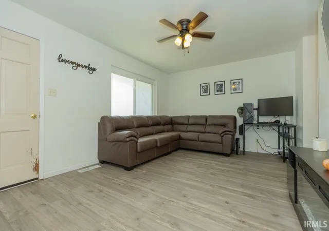 Photo 3 of Manufactured home for sale at 1804 Van Bibber Ave, Evansville, IN 47714 | MLS# 202638428 | Listing updated on 2026-09-21